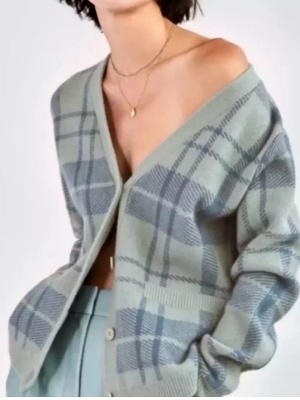 Wilfred woman’s Plaid cashmere blend Cardigan Sweater